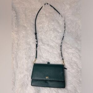 Michael Kors Crossbody Wallet